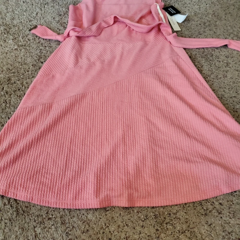Dress - Picture 2 of 12